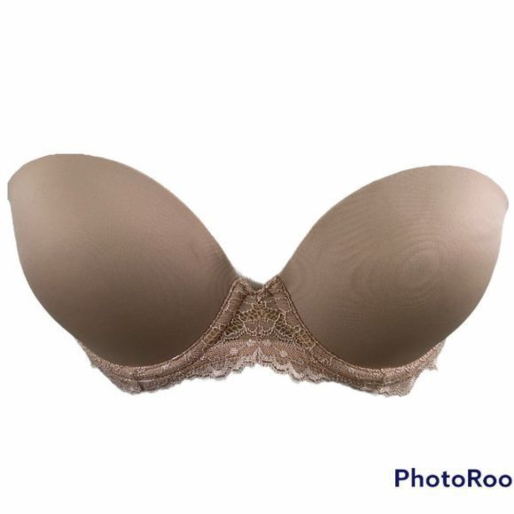 NWT ON GOSSAMER Beige Strapless Bra with Lace Straps (32B)
